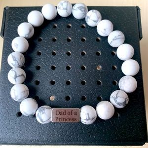 Natural howlite stretchable stone beaded “dad of a princess” bracelet.
